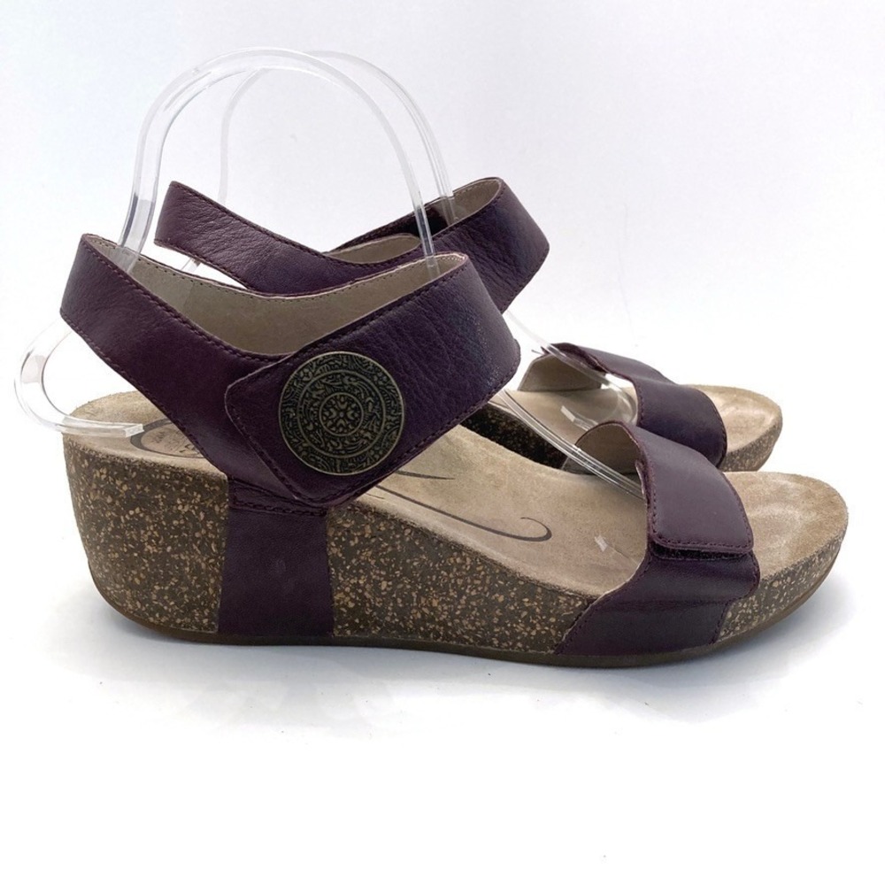 Abeo Una Wedge Sandals Womens 10 N Neutral Footbed Burgundy Purple Leather